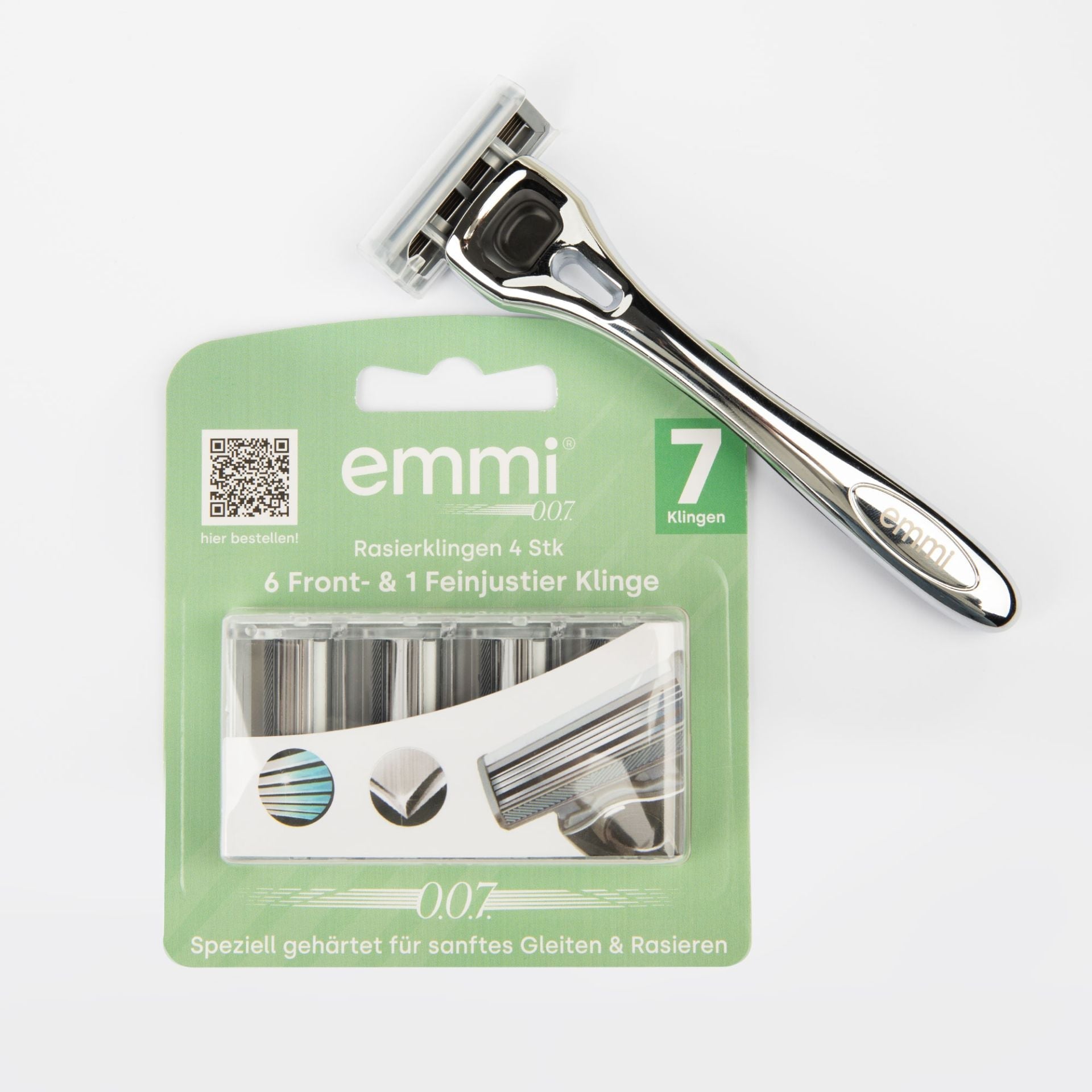 Emmi-0.0.7. Lamette da barba in blister da 4 pezzi.